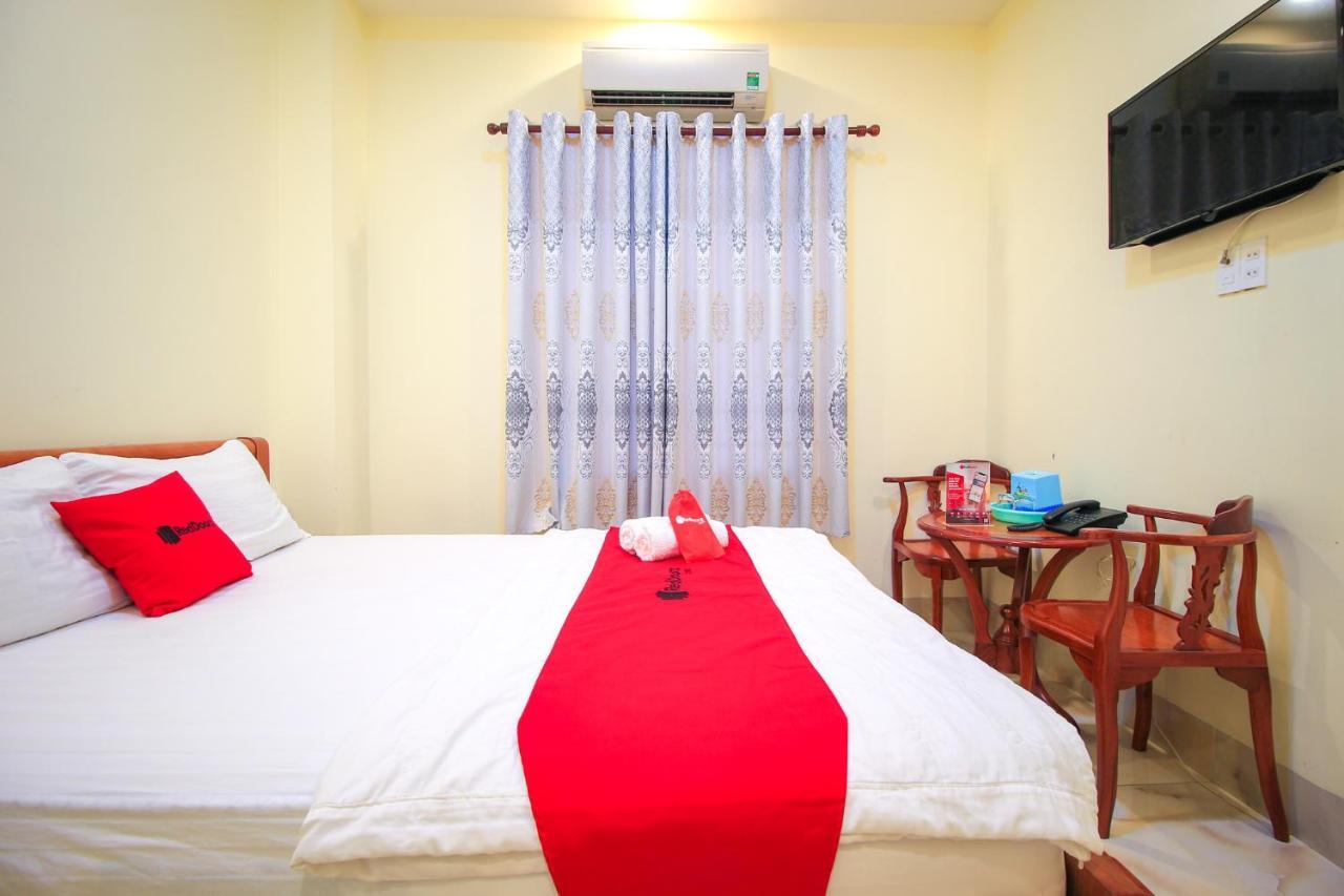 Reddoorz Plus @ Dong Den Street Hotel Хошимин Екстериор снимка